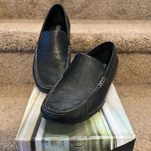Men’s GBX black leather dress shoe casual slip on